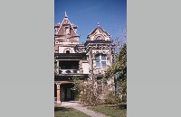 Van Zandt house, 800 Penn Street, April 1962 (095-022-180)